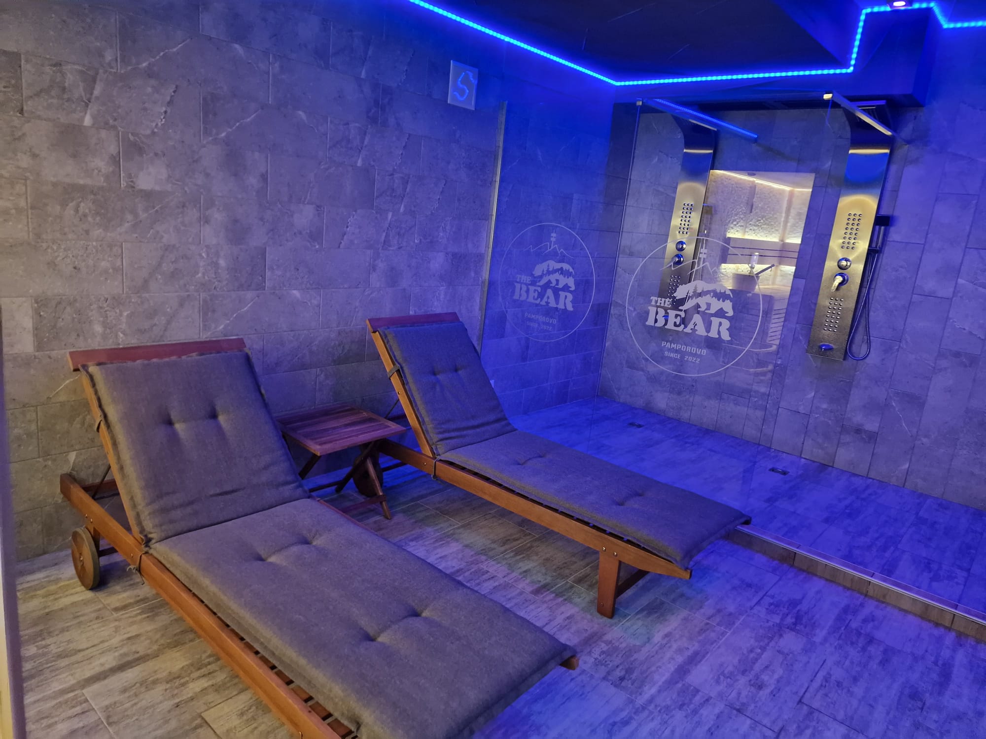 SPA Gallery 6
